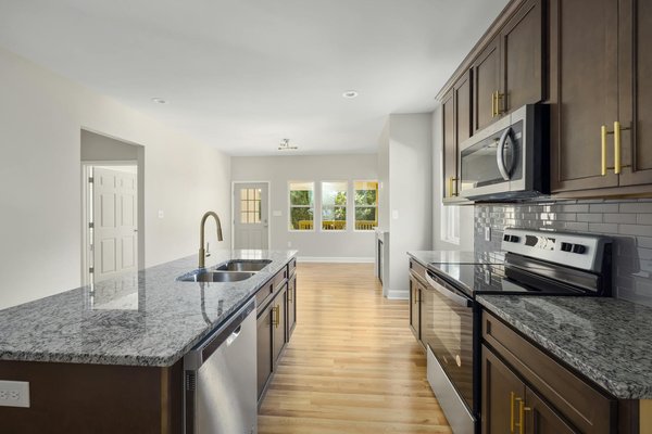 How Can Innovations in Sustainable Architecture Transform UK Houses?